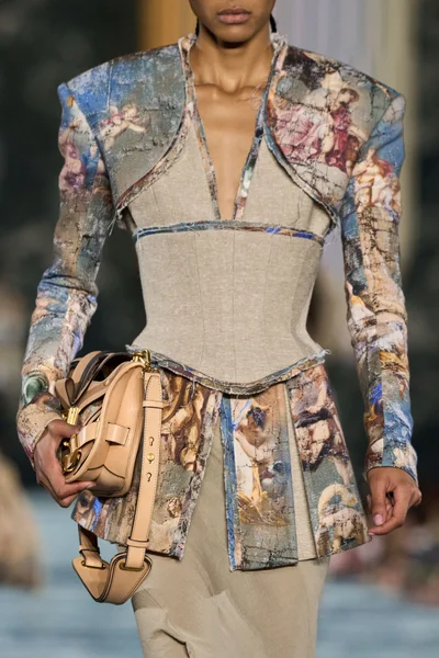 Look 87